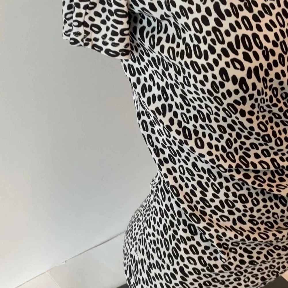 MaxMara Animal Print Ruched Top - Picture 5 of 9